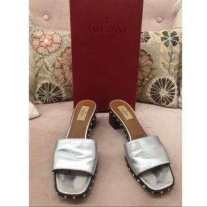 Valentino Rock Stud Heel Sandal in silver in 7 ½